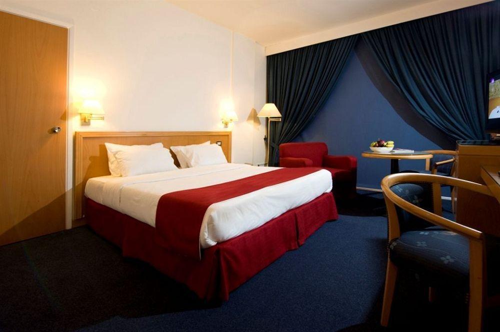 Hotel Cavalier Бейрут Экстерьер фото