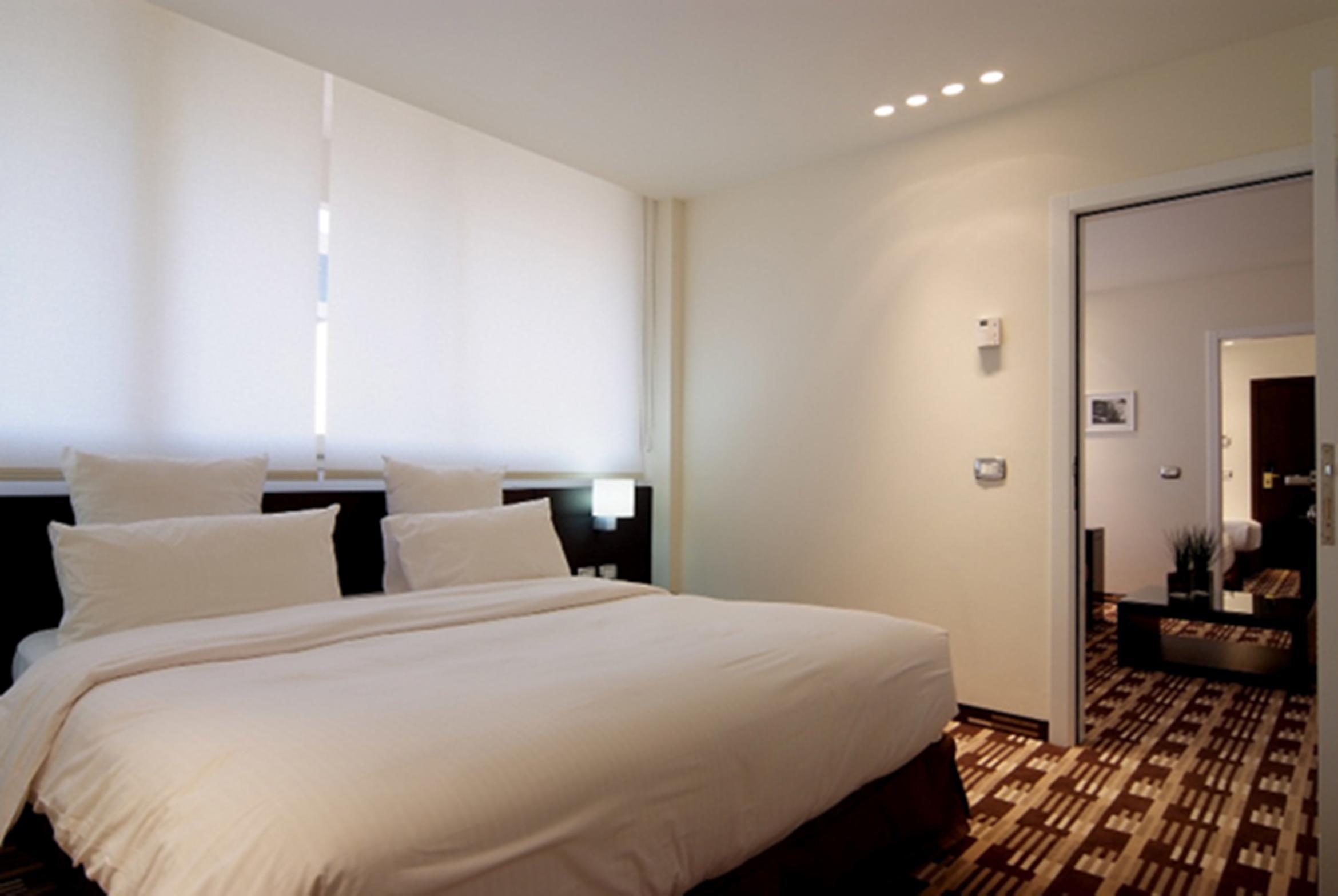 Hotel Cavalier Бейрут Экстерьер фото