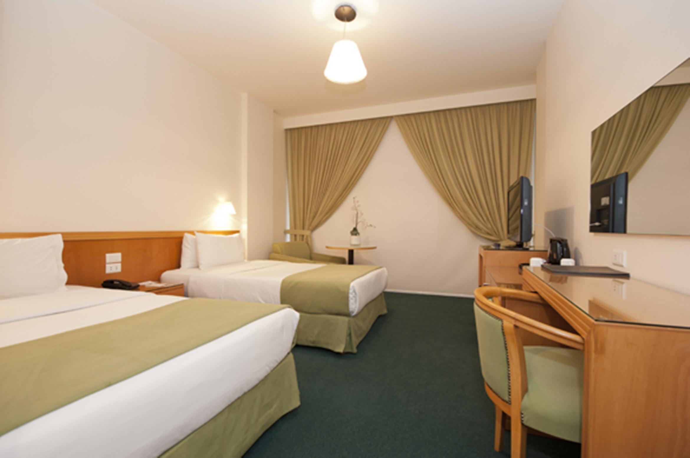 Hotel Cavalier Бейрут Экстерьер фото