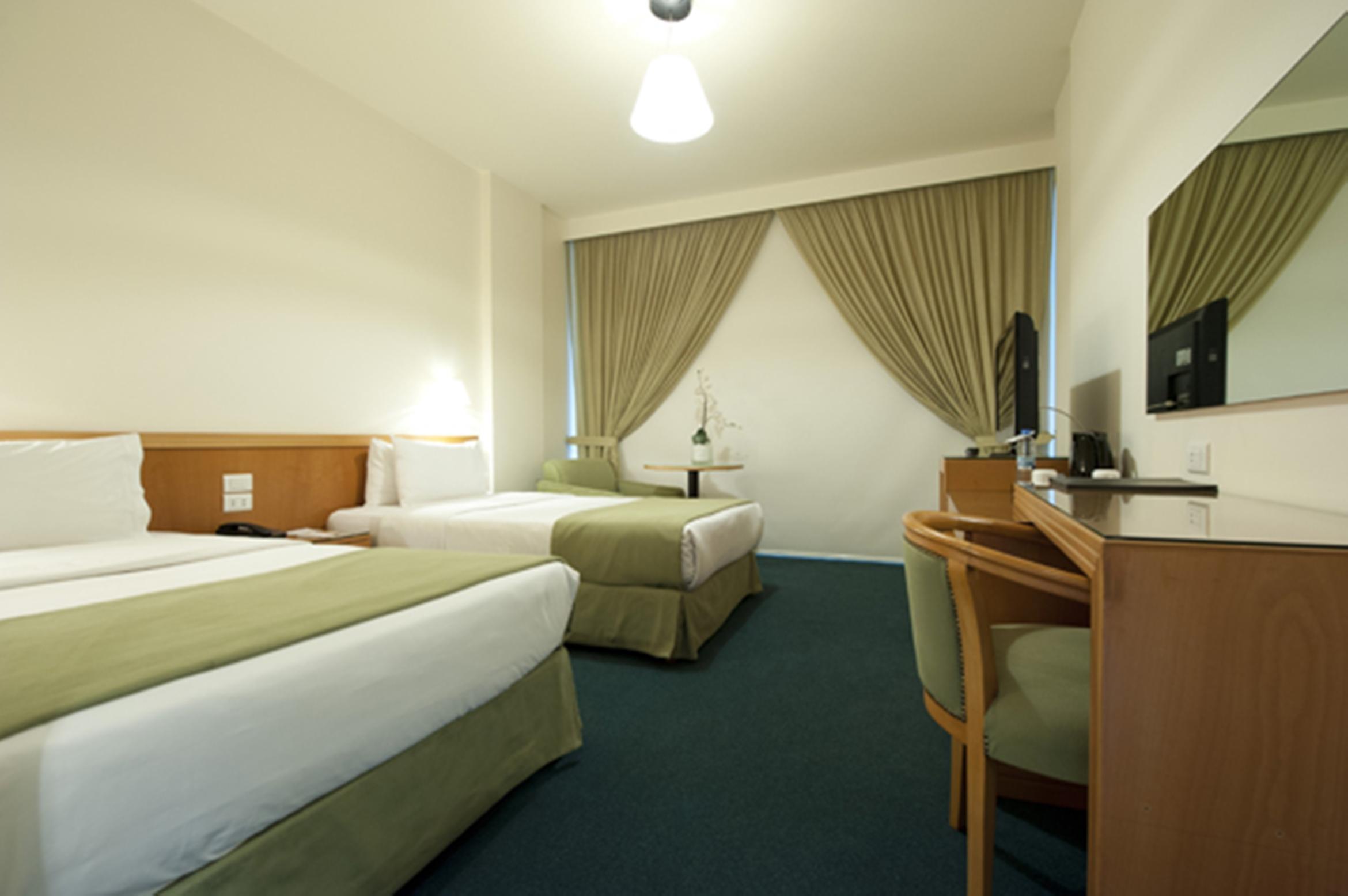 Hotel Cavalier Бейрут Экстерьер фото