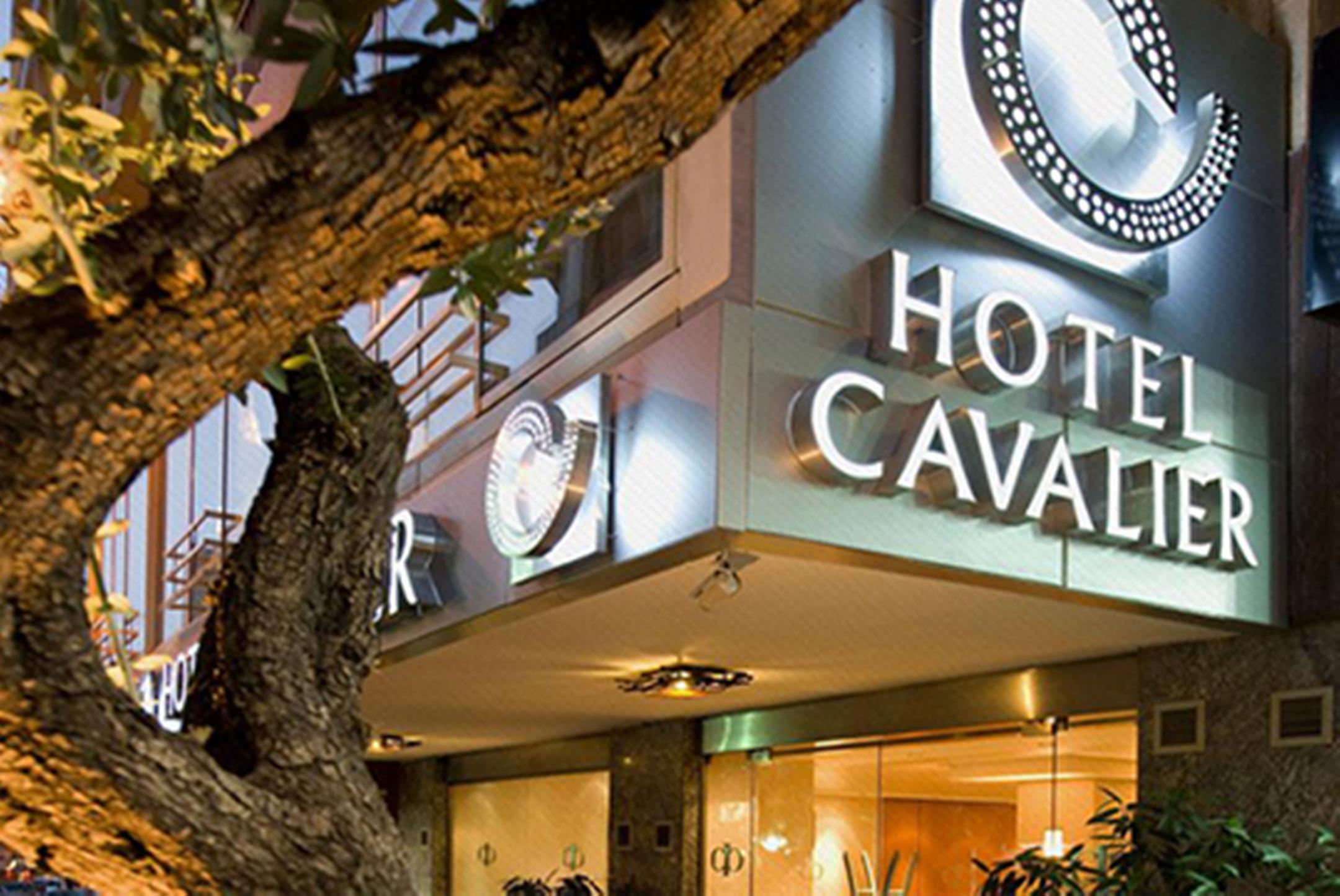 Hotel Cavalier Бейрут Экстерьер фото