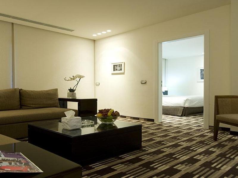 Hotel Cavalier Бейрут Экстерьер фото