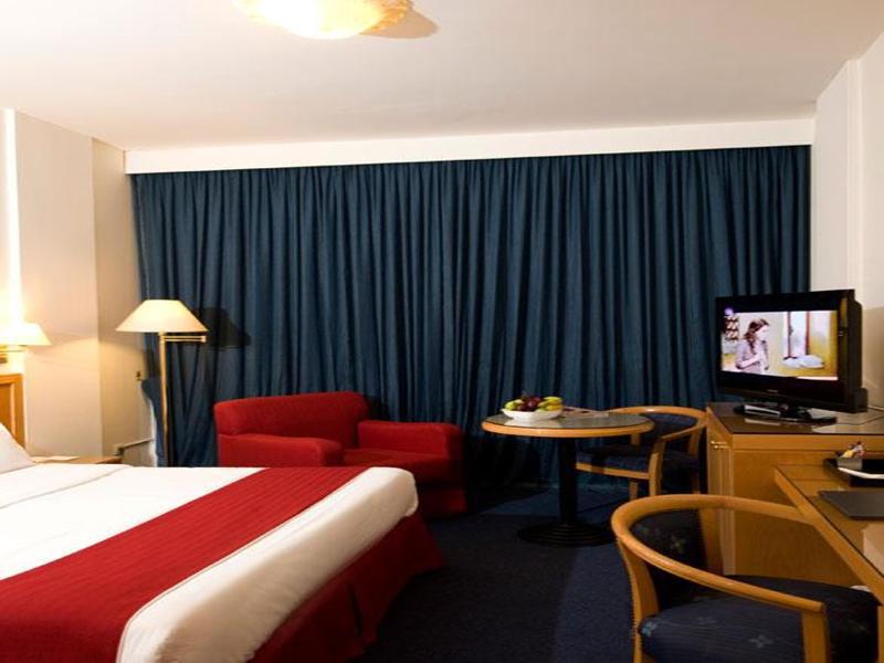 Hotel Cavalier Бейрут Экстерьер фото