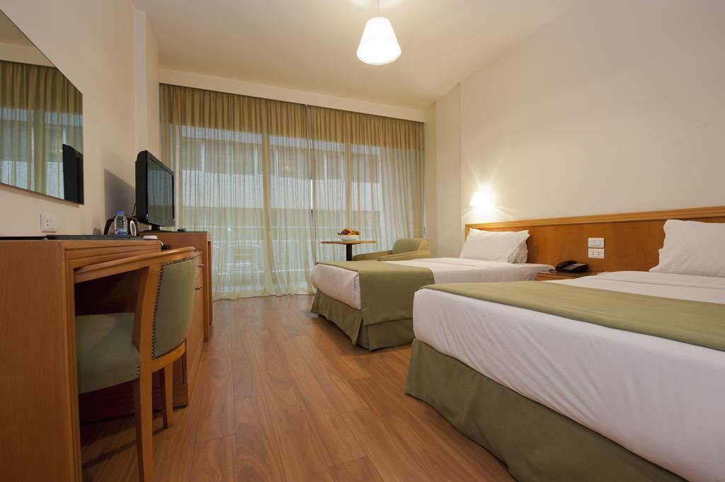 Hotel Cavalier Бейрут Экстерьер фото
