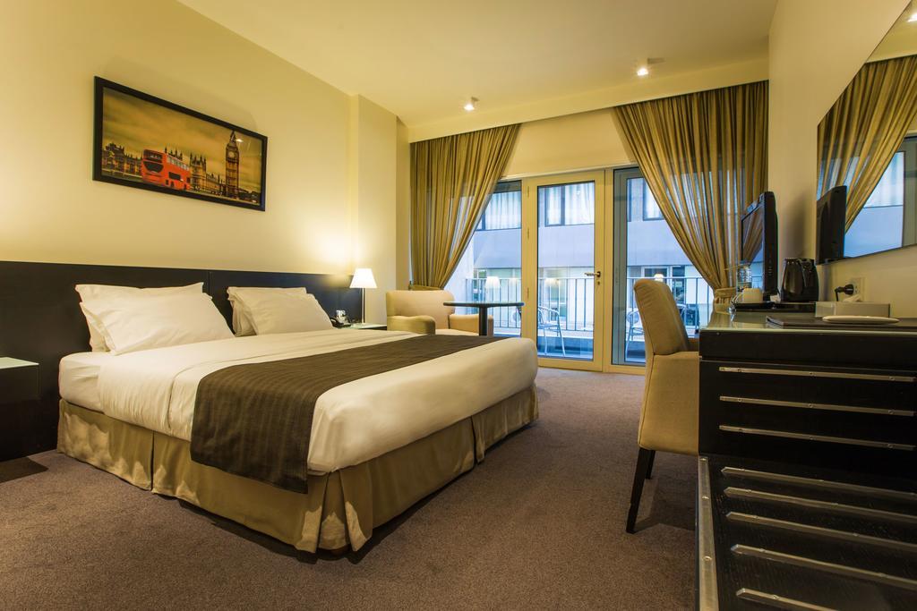 Hotel Cavalier Бейрут Экстерьер фото