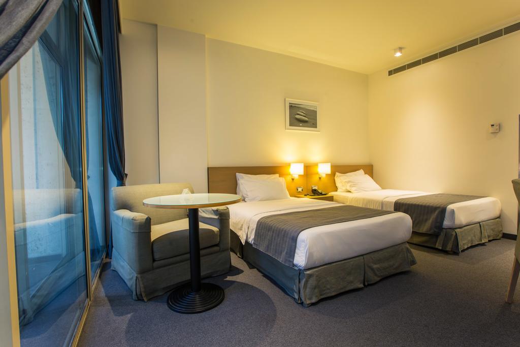 Hotel Cavalier Бейрут Экстерьер фото