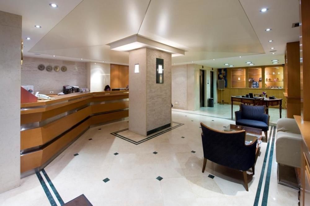 Hotel Cavalier Бейрут Экстерьер фото